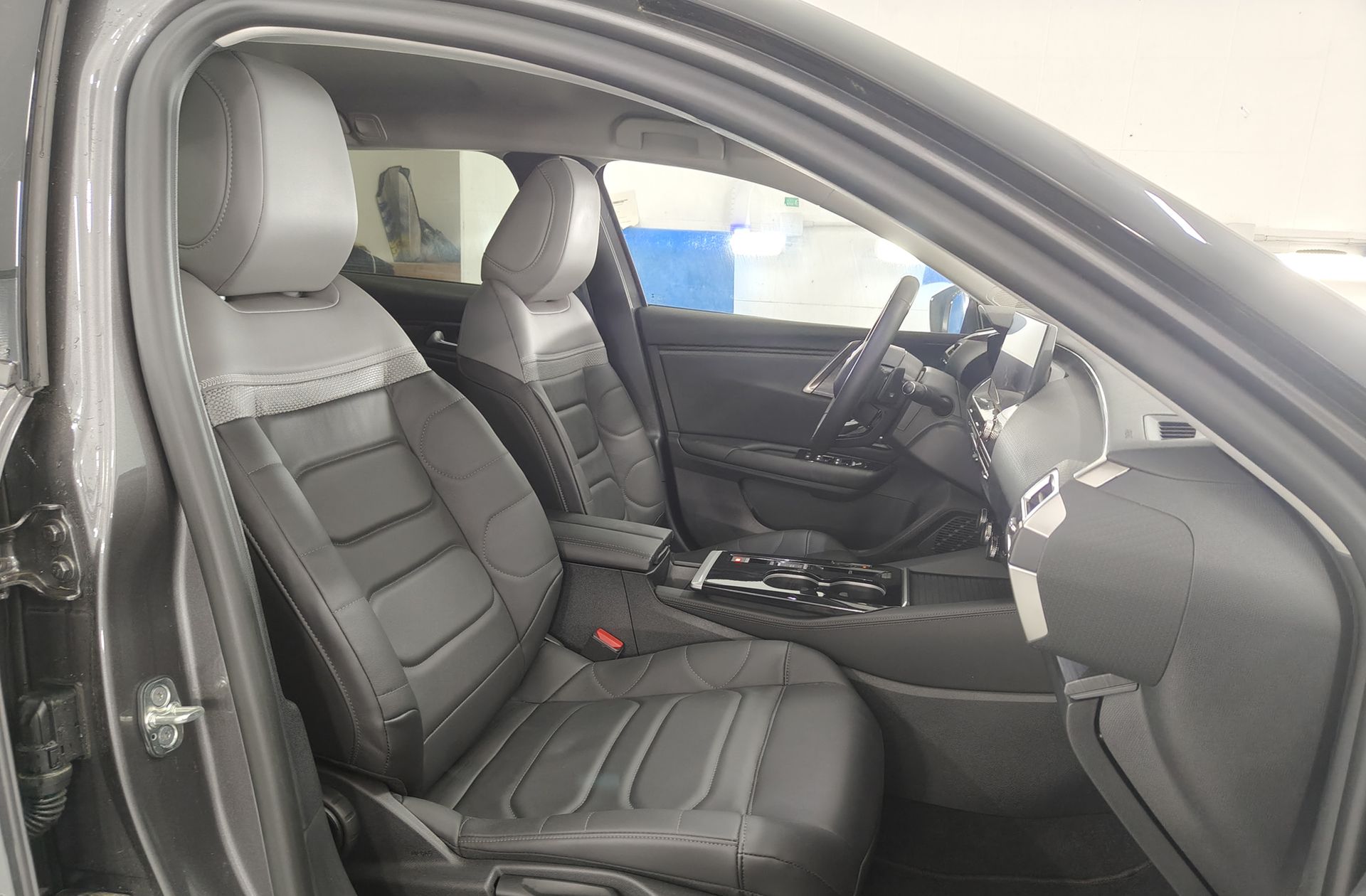 Citroën C5 X PureTech 130 Plus EAT8 - foto 20