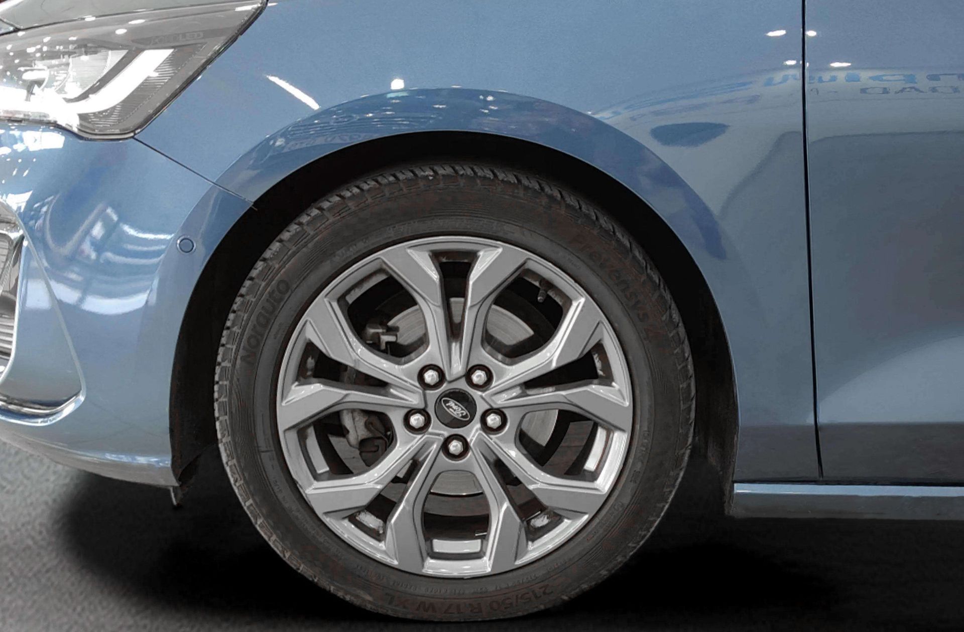 Ford Focus 1.0 EcoBoost MHEV ST-Line - foto 39