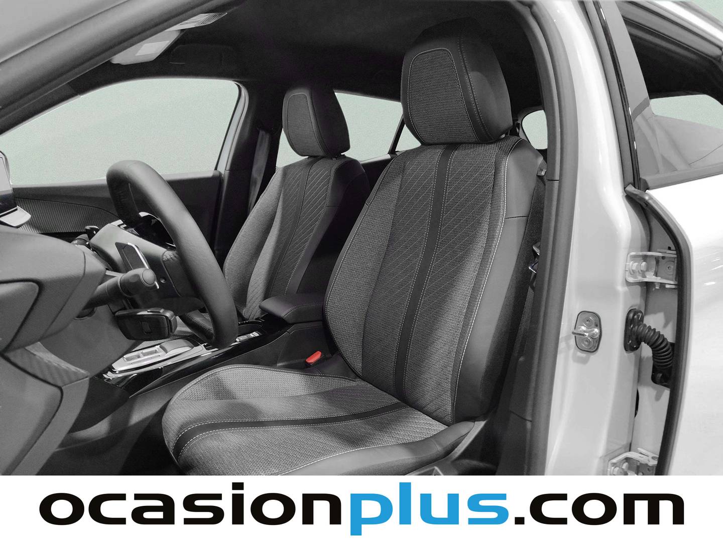 Foto asientos delanteros Peugeot 2008 Peugeot 2008 Allure Hybrid eDCS6 (145 CV)