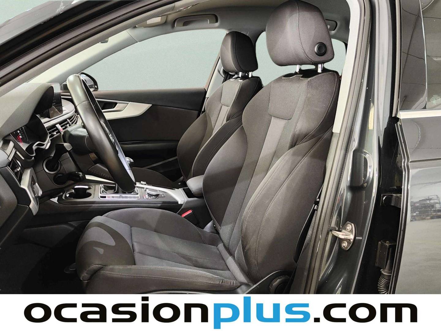 Foto asientos delanteros Audi A4 Audi A4 S line edition 1.4 TFSI (150 CV)