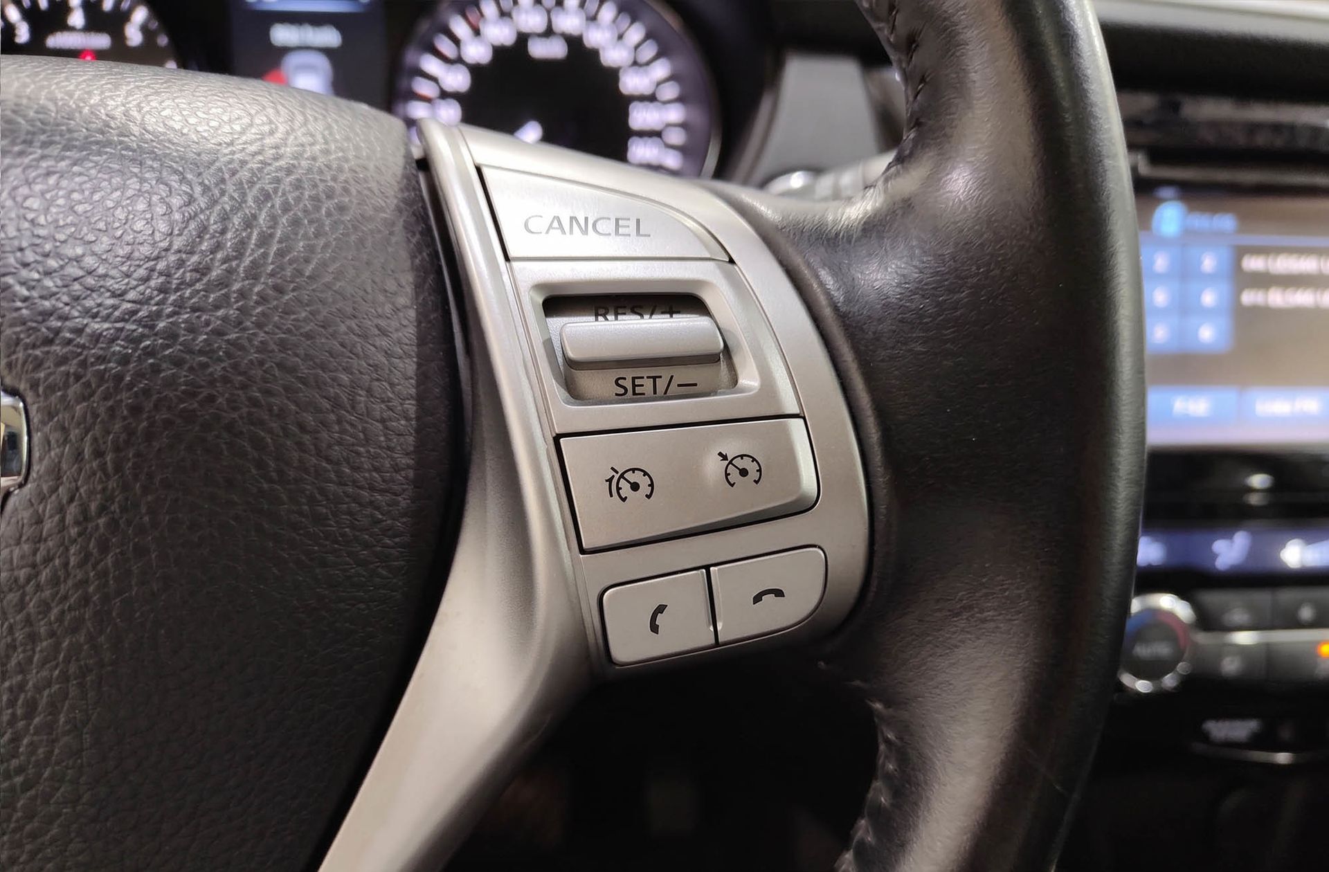 Nissan Qashqai dCi 130 N-Connecta - foto 26