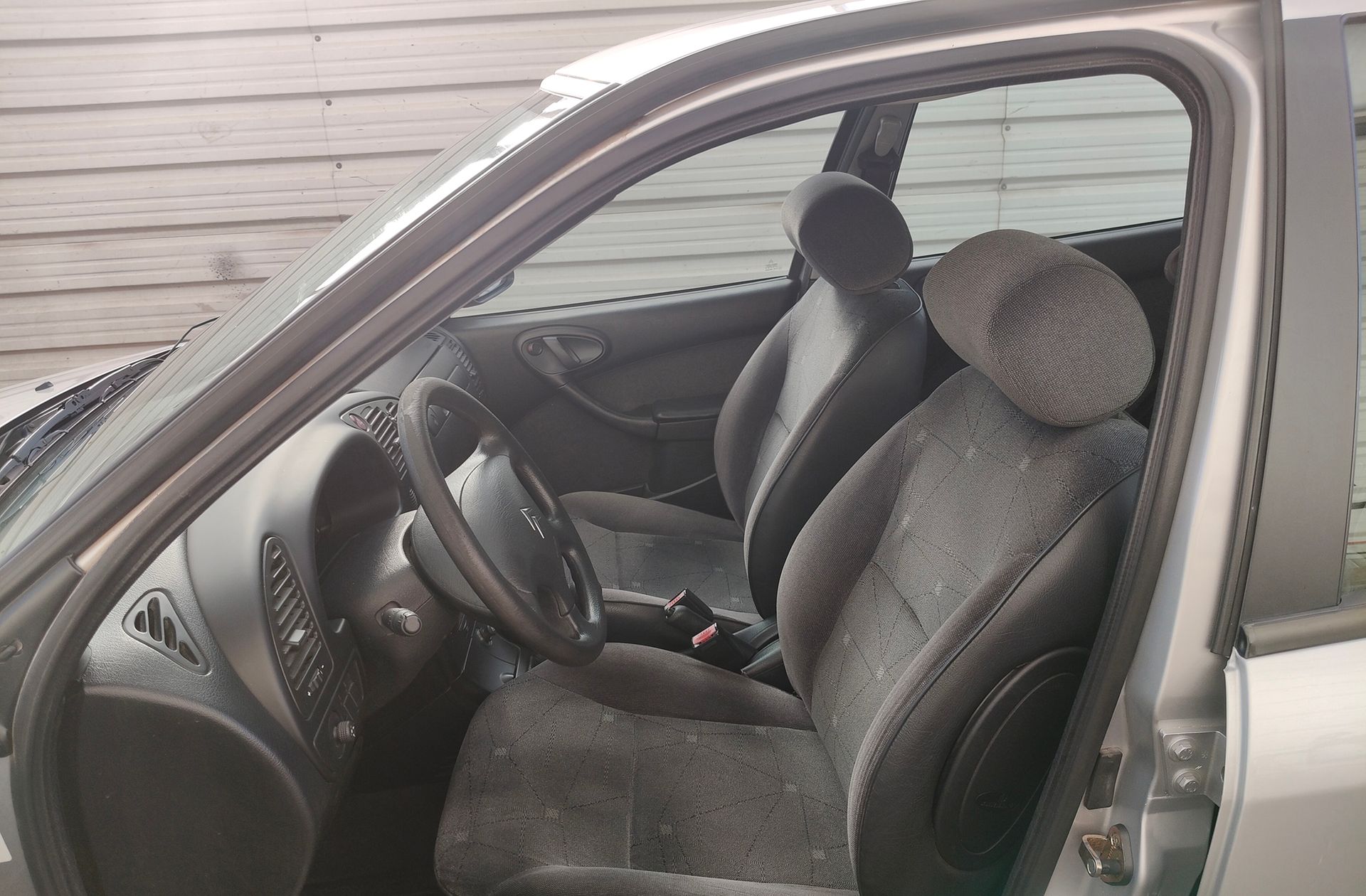 Citroën Xsara 1.4 SX - foto 8