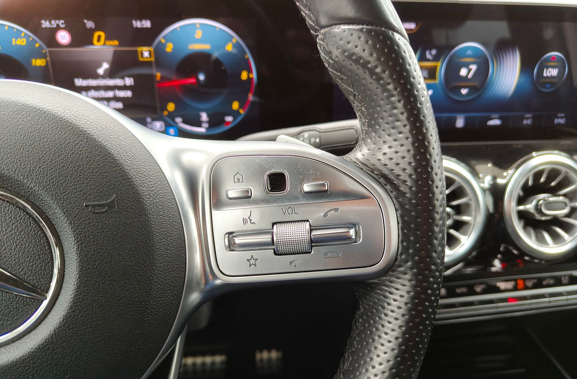 Mercedes-Benz Clase B 200 d Pack AMG - foto 32