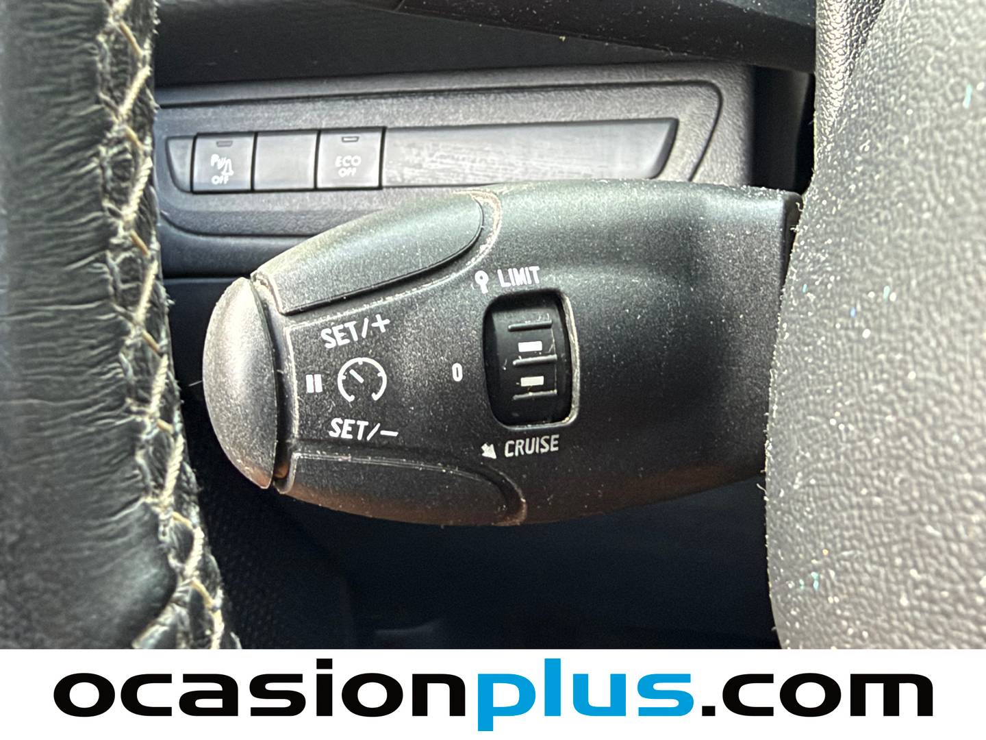 Acabados Peugeot 2008 Peugeot 2008 PureTech 110 S&S Allure (110 CV)