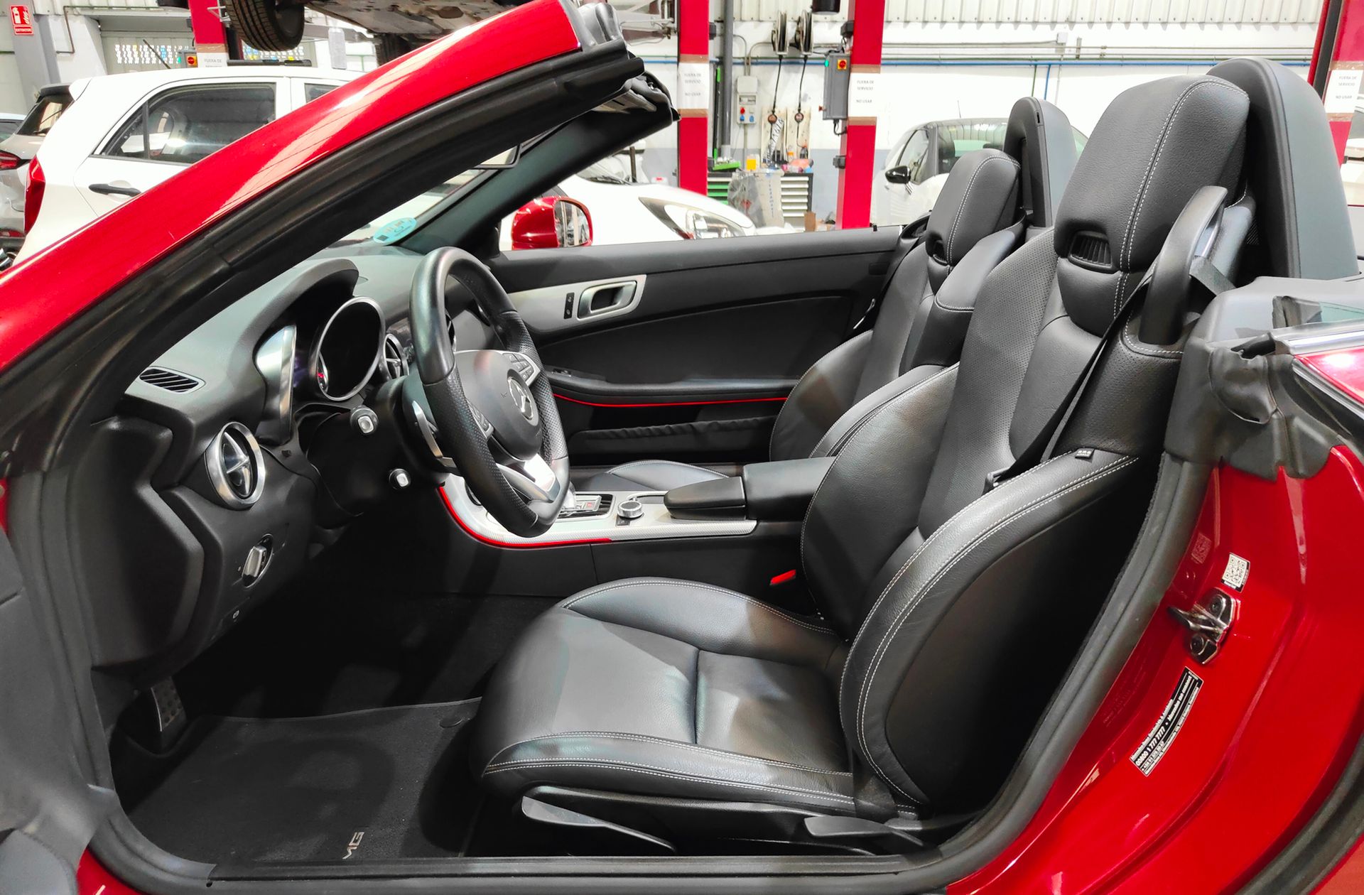 Mercedes-Benz SLC 200 Pack AMG - foto 13