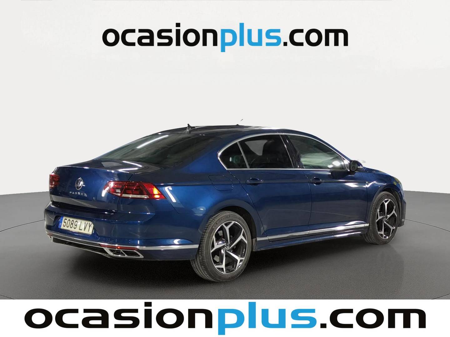 Foto trasera Volkswagen Passat Volkswagen Passat R-Line 2.0 TDI (150 CV) derecha
