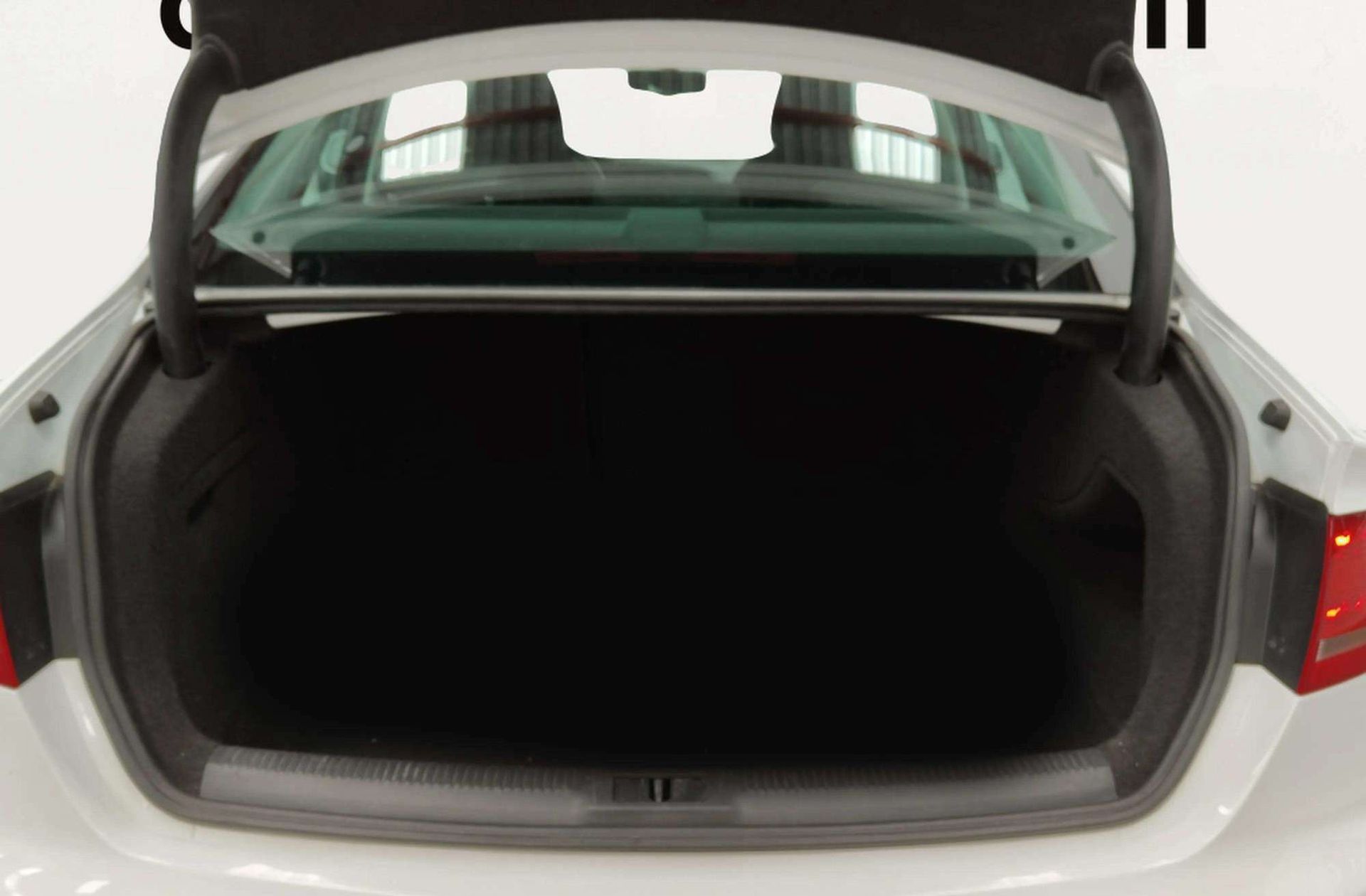 Audi A4 2.0 TFSI multitronic - foto 14