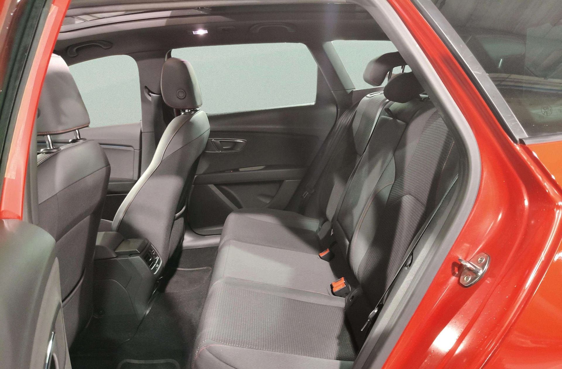 SEAT León ST 1.5 EcoTSI FR Fast Edition DSG - foto 15