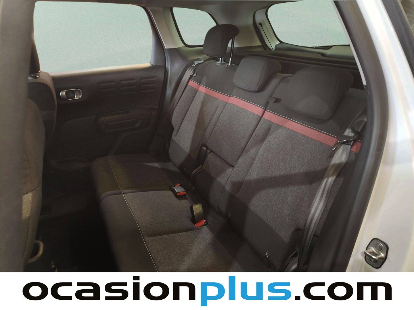 Foto asientos traseros Citroën C3 Aircross Citroën C3 Aircross BlueHDi 100 S&S C-Series (102 CV)