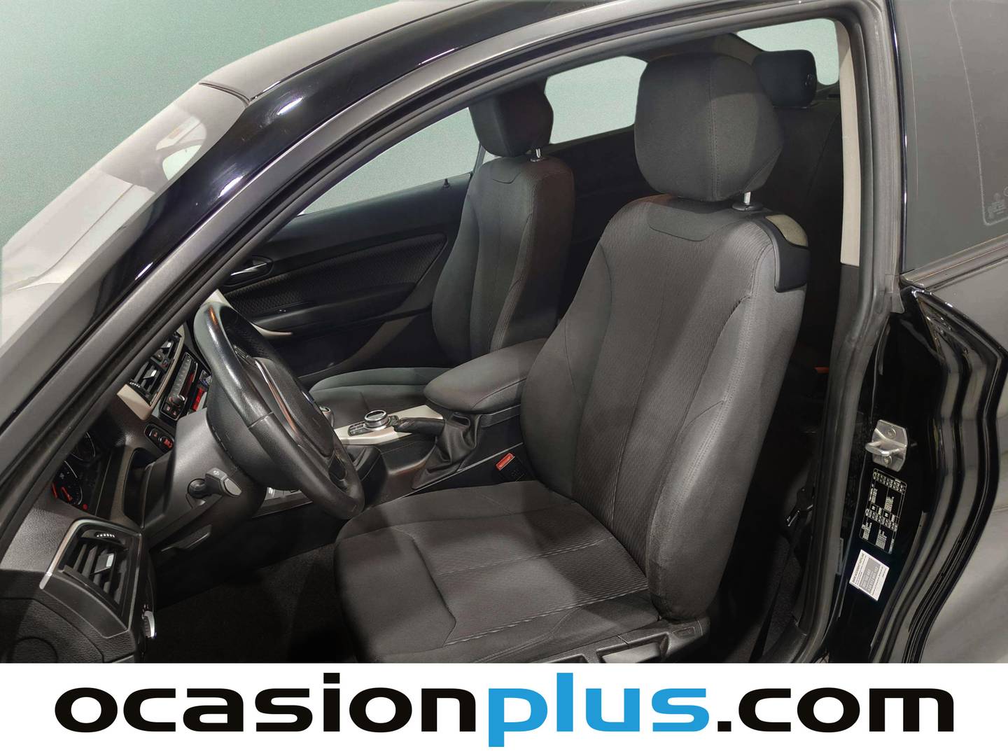 Foto asientos delanteros BMW Serie 2 BMW Serie 2 218i Coupe (136 CV)
