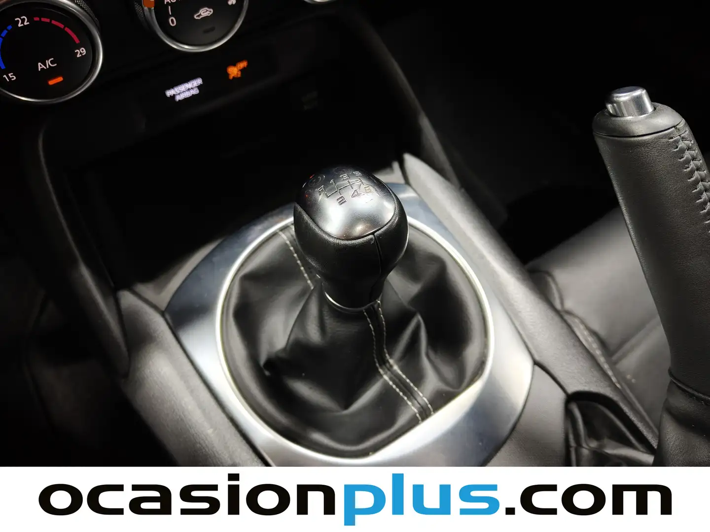 Foto Fiat 124 Spider Fiat 124 Spider 1.4 Multiair Cabrio Lusso (140 CV)