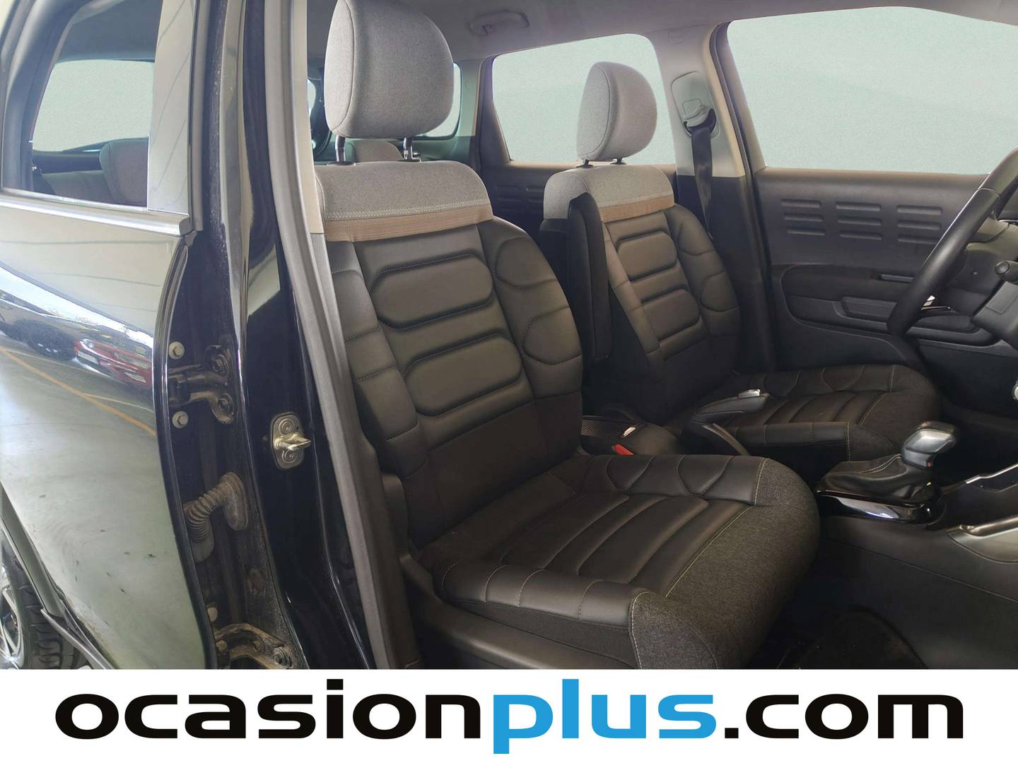 Foto Citroën C3 Aircross Citroen C3 Aircross BlueHDi 120 Shine Pack EAT6 (120 CV)