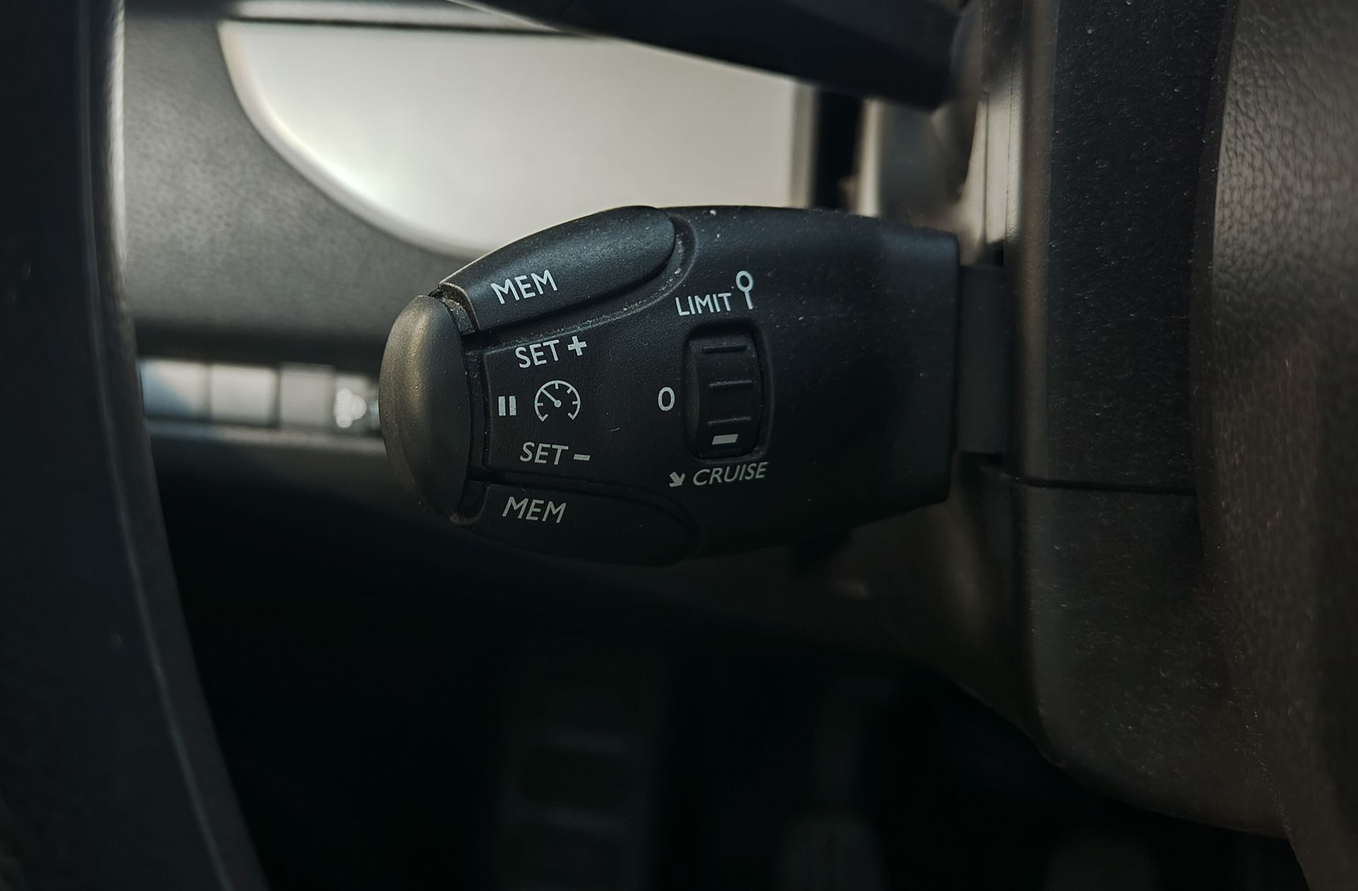 Toyota Proace Verso 2.0D VX Plus Shuttle L1 - foto 24