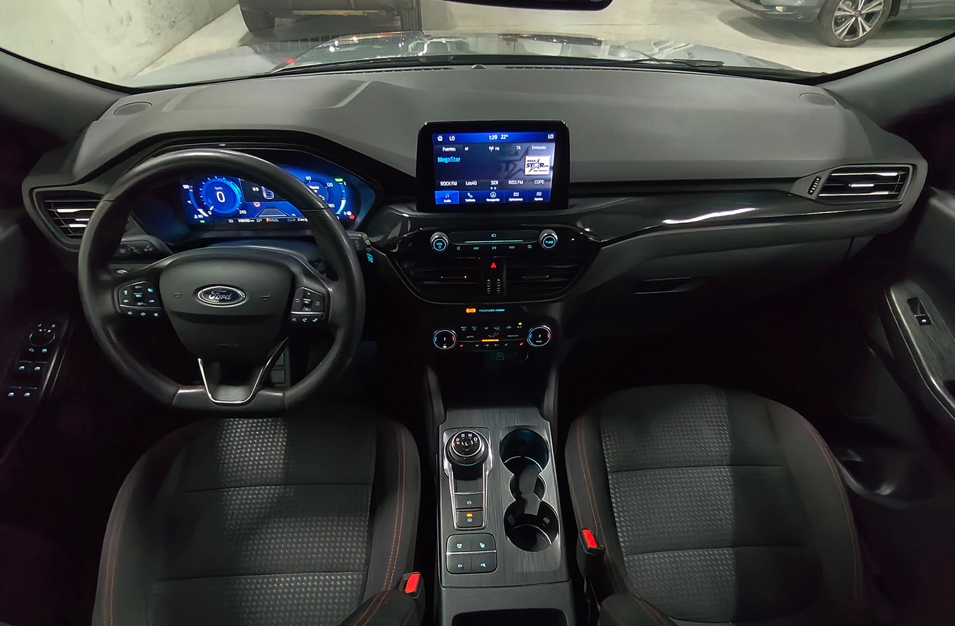 Ford Kuga 2.5 Duratec PHEV ST-Line - foto 6