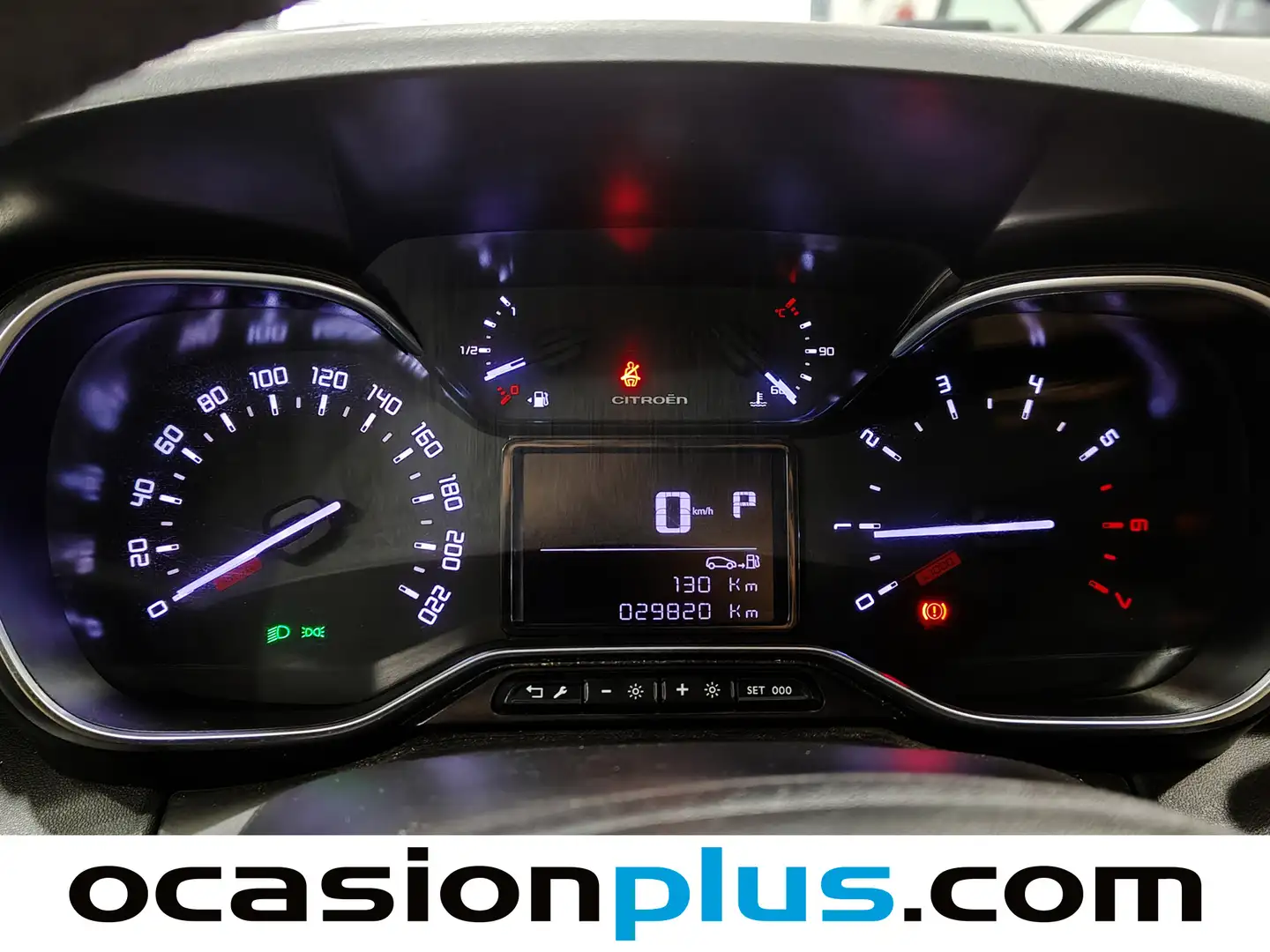 Foto Citroën C3 Aircross Citroen C3 Aircross PureTech 130 Shine Pack EAT6 (131 CV)