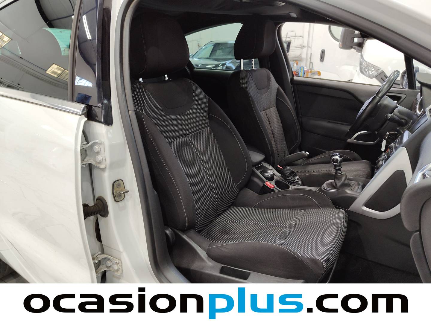 Foto DS DS 4 DS DS4 1.6 BlueHDi STT Desire (120 CV)