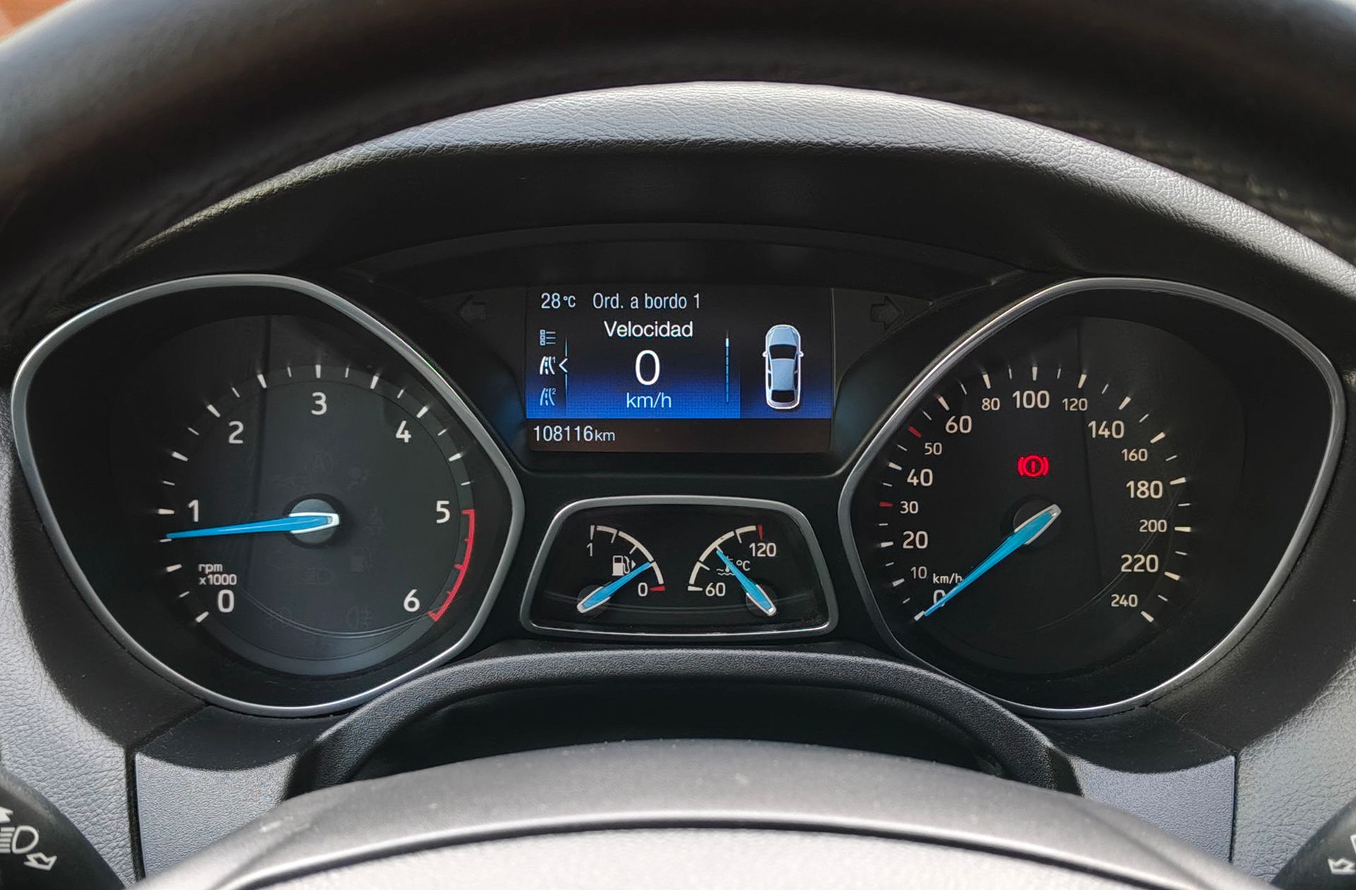 Ford Focus 1.5 TDCi Trend+ - foto 19