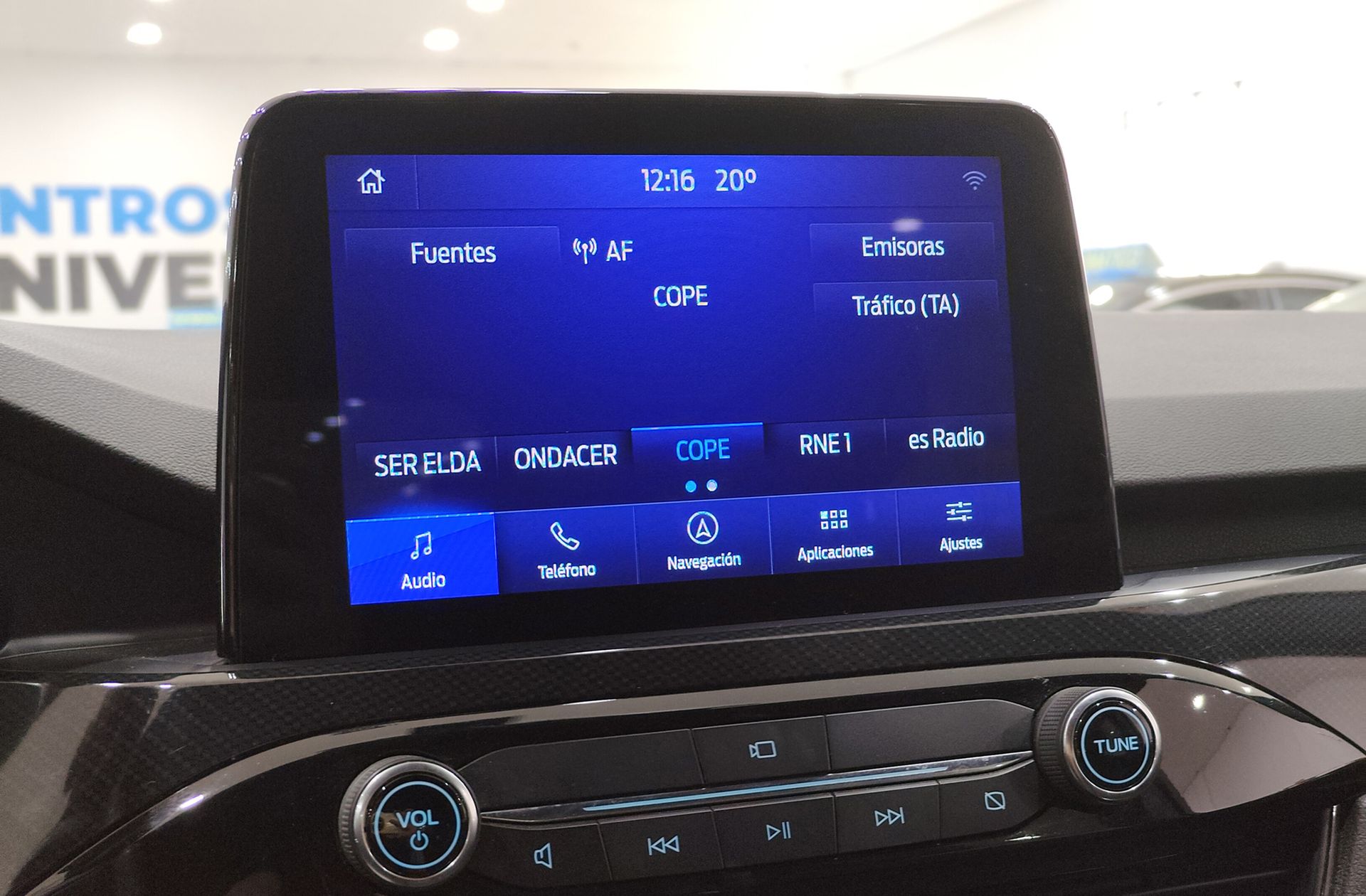 Ford Kuga 1.5 EcoBlue ST-Line - foto 31