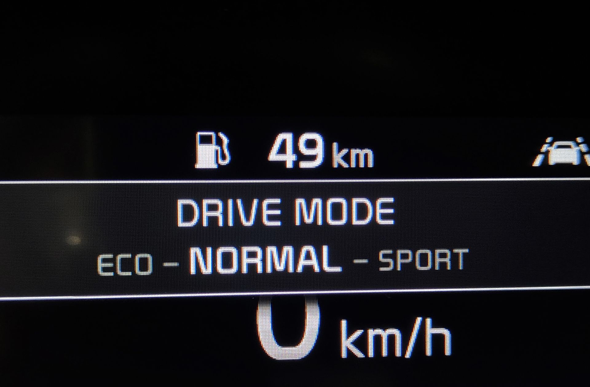 Kia XCeed 1.5 MHEV iMT Tech - foto 11