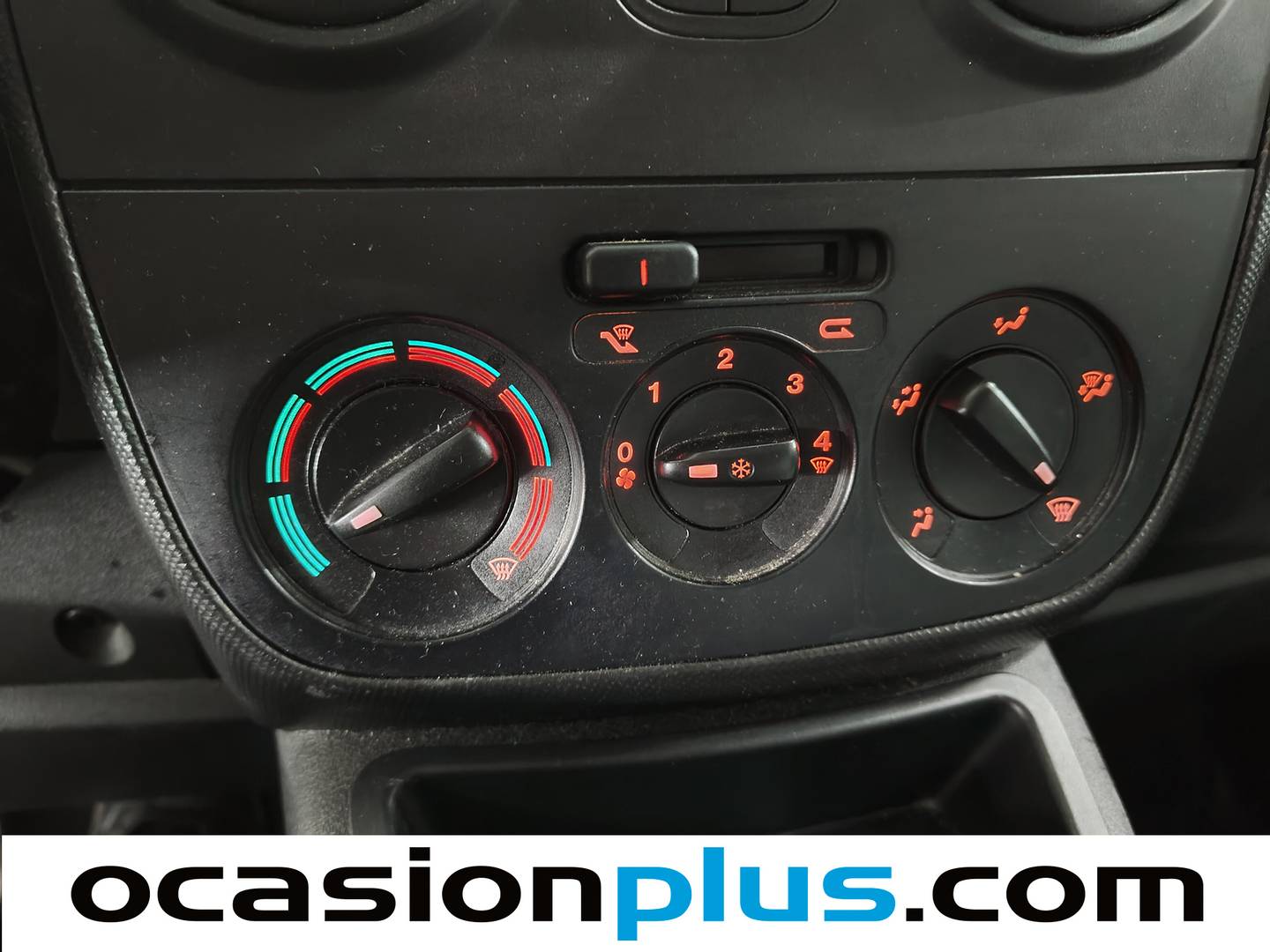 Extras del Fiat Fiorino Fiat Fiorino Cargo 1.3 Multijet SX N1 (95 CV)