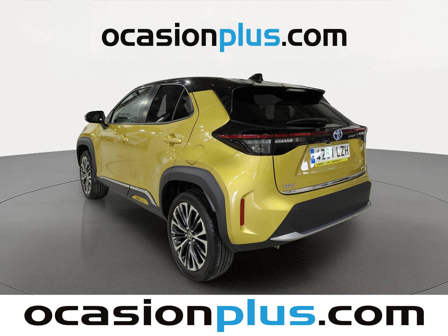 Foto trasera Toyota Yaris Cross Toyota Yaris Cross 120H Style (116 CV) izquierda