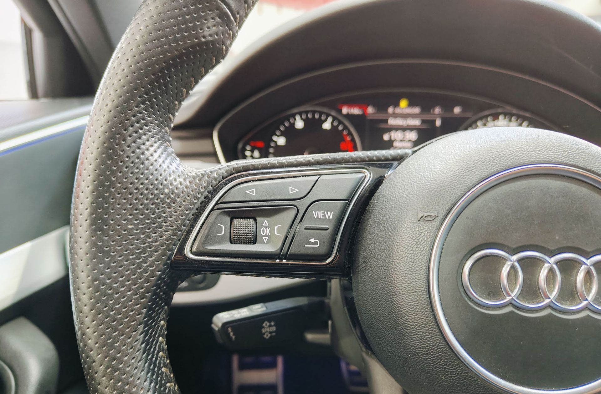 Audi A4 Avant S line 2.0 TDI S tronic - foto 28