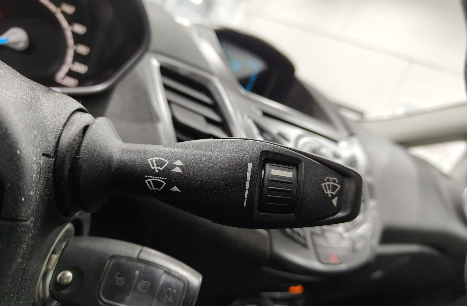 Ford Fiesta 1.0 EcoBoost Trend - foto 22