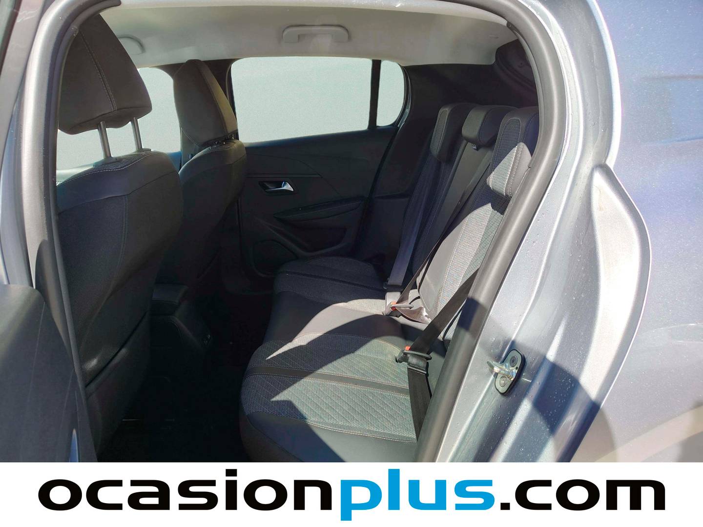 Foto asientos traseros Peugeot 208 Peugeot 208 PureTech 100 Allure (100 CV)