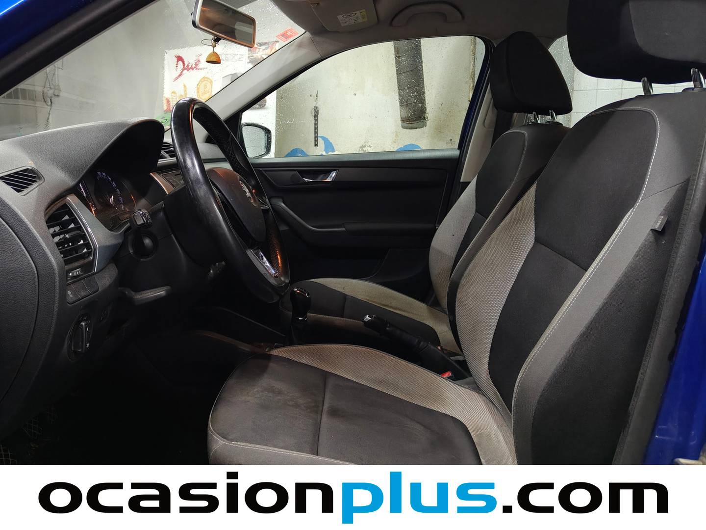 Foto asientos delanteros Skoda Fabia Skoda Fabia 1.0 MPI Ambition (75 CV)
