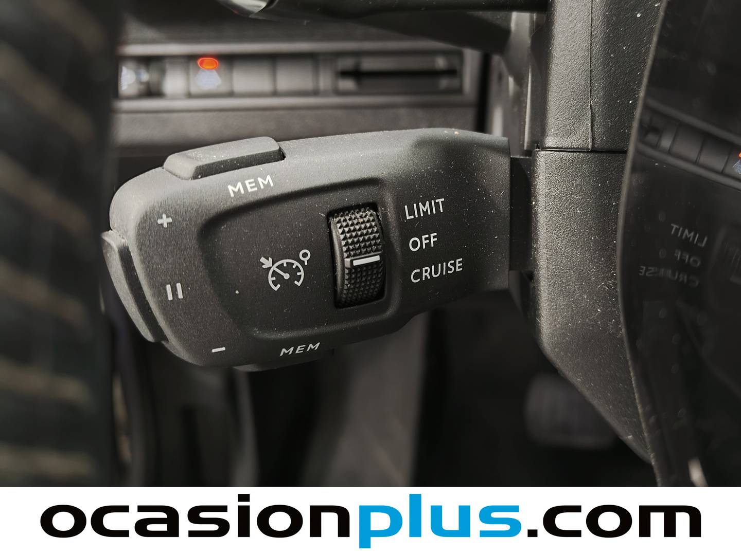 Foto Peugeot 3008 Peugeot 3008 PureTech 130 S&S Allure EAT8 (130 CV)