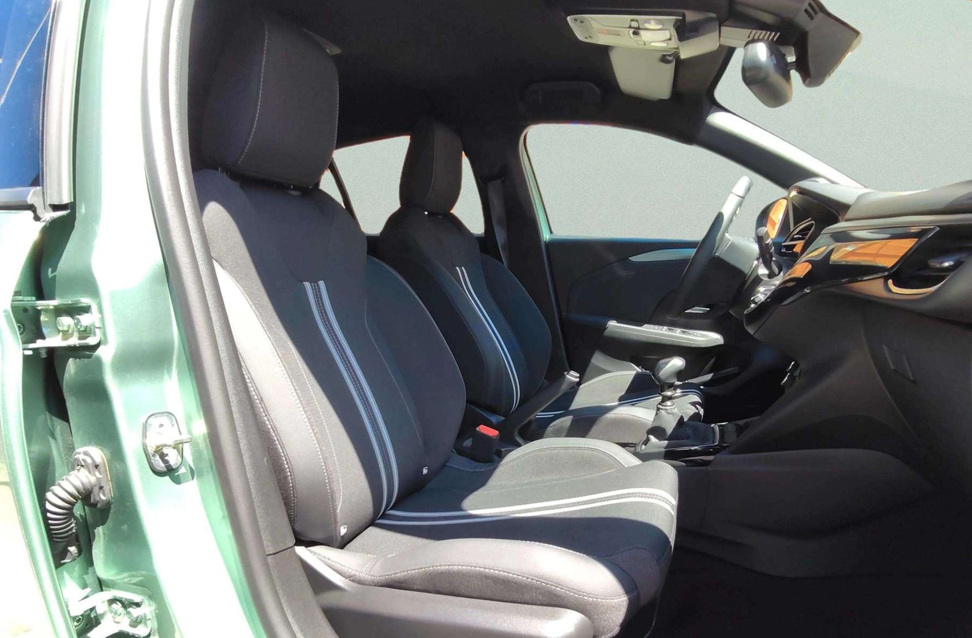Opel Corsa 1.2T XHL YES - foto 20
