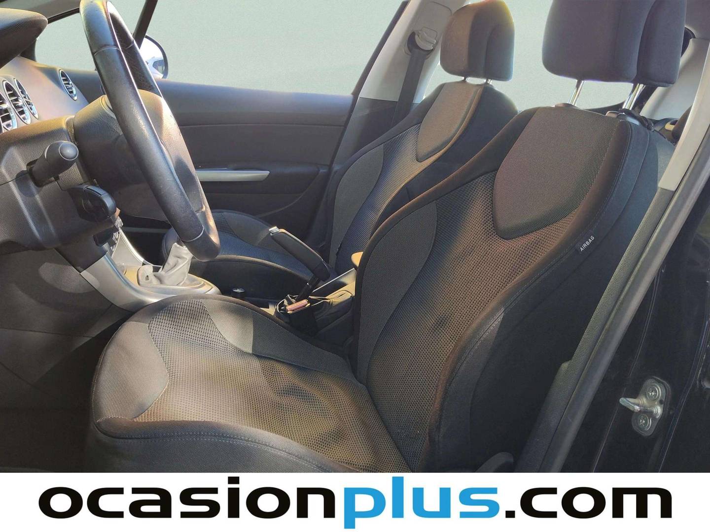 Foto asientos delanteros Peugeot 308 Peugeot 308 1.6 HDI Sport (110 CV)