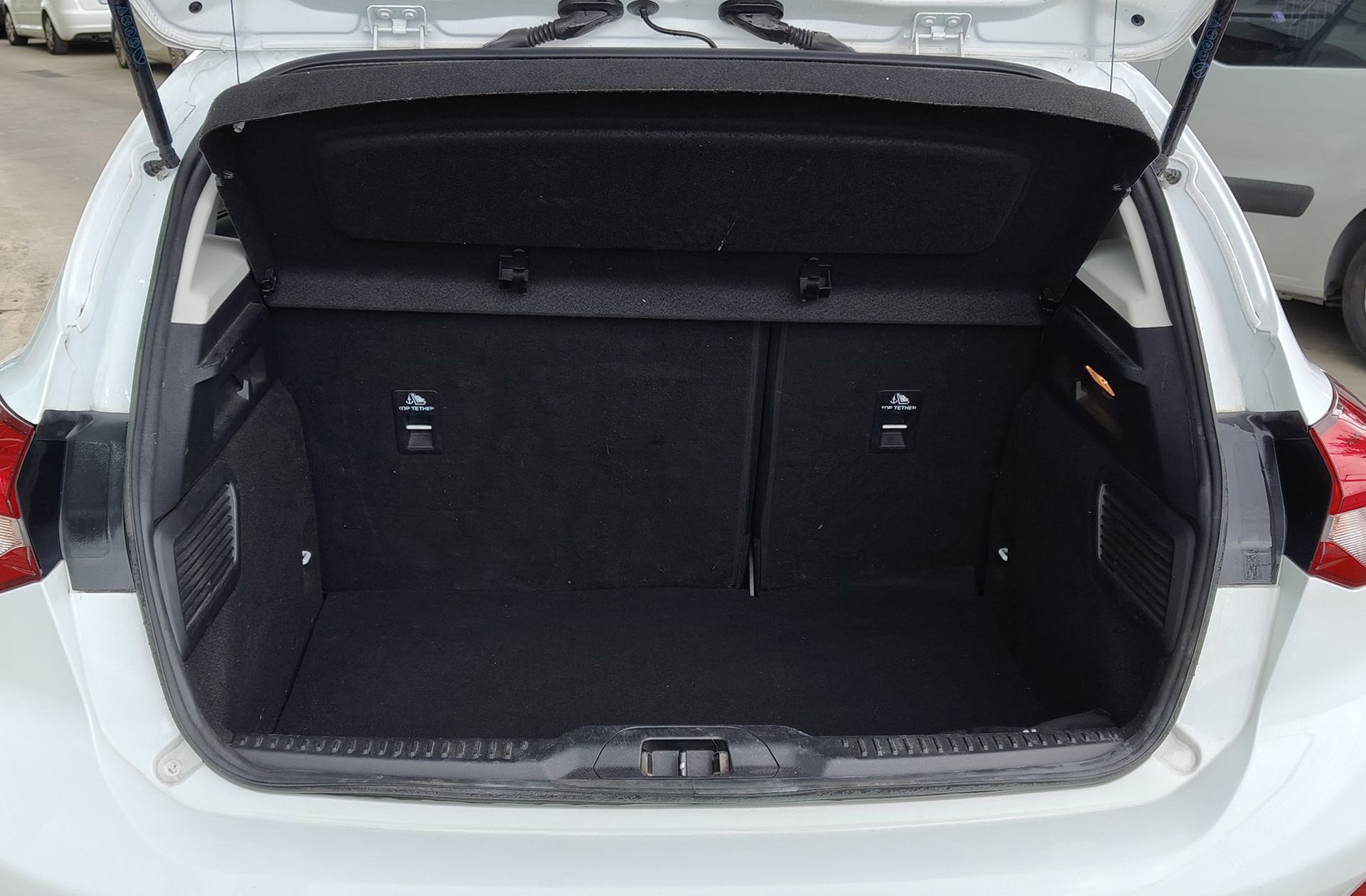 Ford Focus 1.0 EcoBoost Trend+ - foto 16