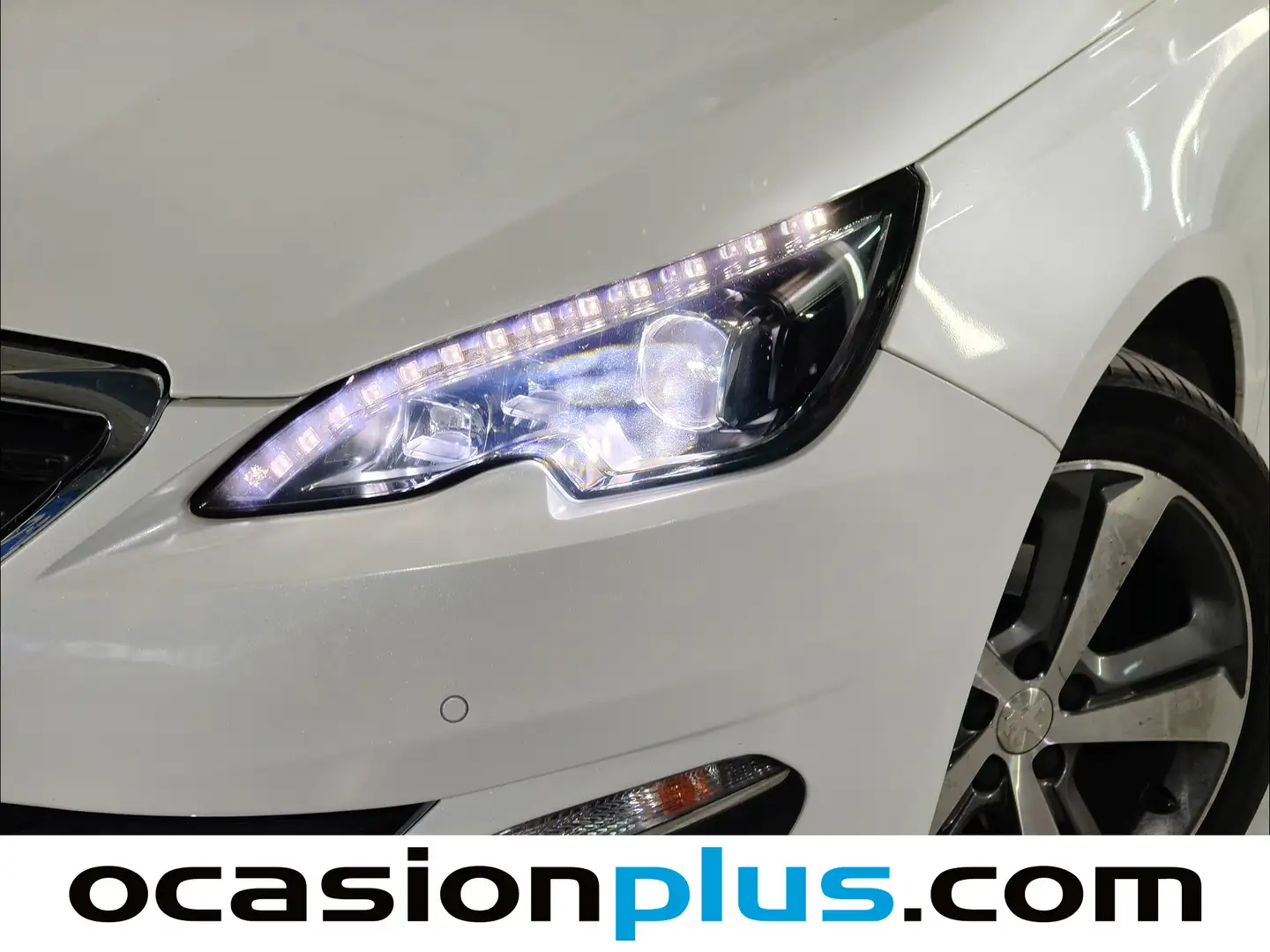 Foto Peugeot 308 Peugeot 308 BlueHDI 120 Allure (120 CV)