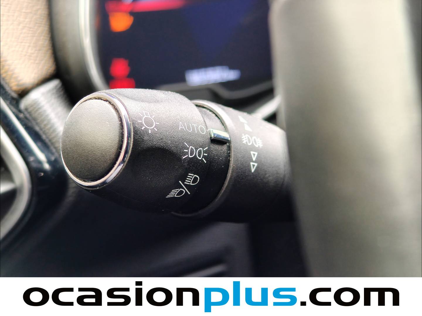 Foto DS DS 7 Crossback DS DS7 Crossback BlueHDi 130 DE Bastille + AT (130 CV)