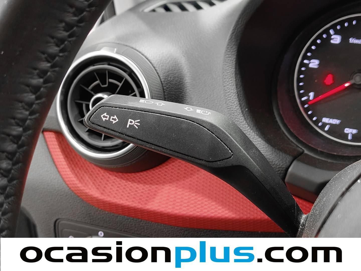 Foto Audi Q2 Audi Q2 sport 30 TDI (116 CV) S tronic