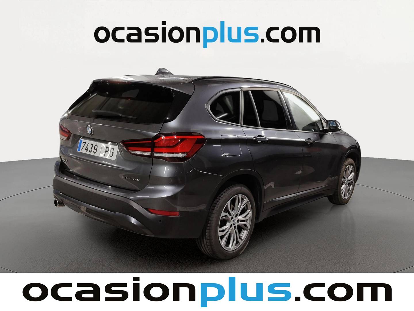 Foto trasera BMW X1 BMW X1 sDrive18i (136 CV) derecha
