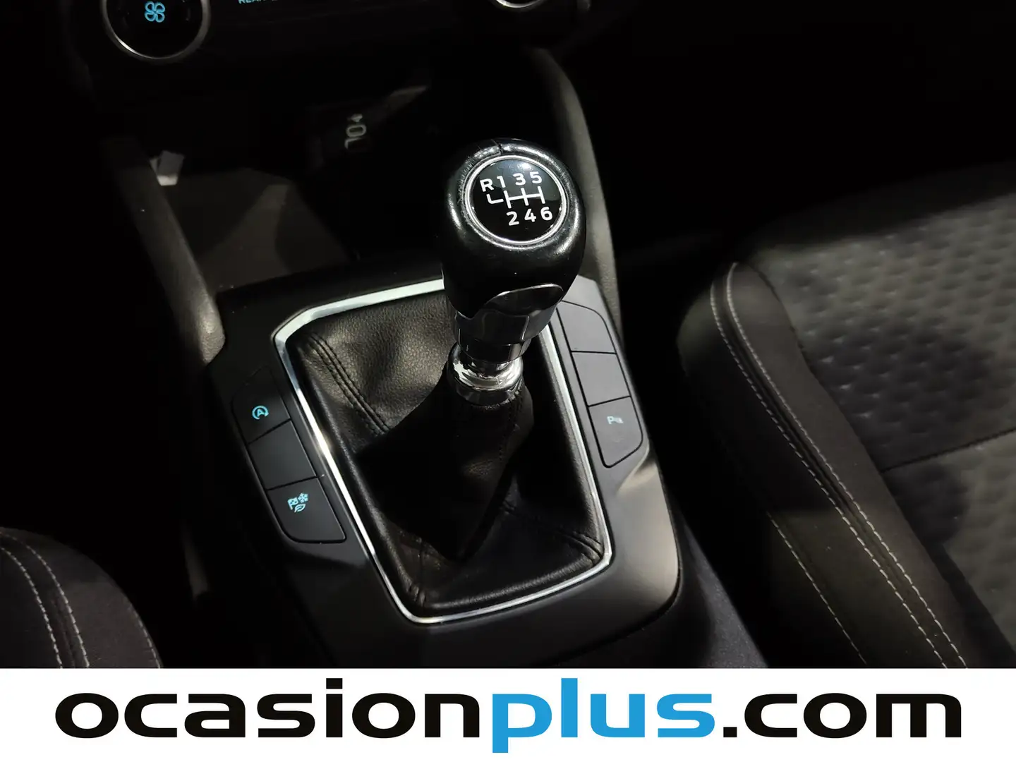 Foto Ford Kuga Ford Kuga 1.5 EcoBlue Trend (120 CV)