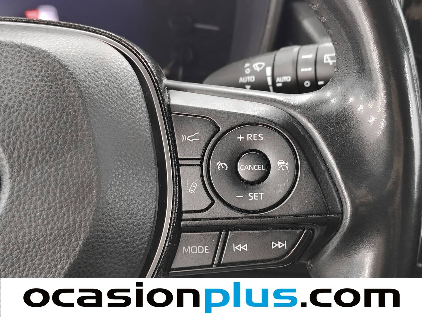 Accesorios del Toyota Corolla Toyota Corolla 1.8 125 Híbrido Active Tech E-CVT (122 CV)