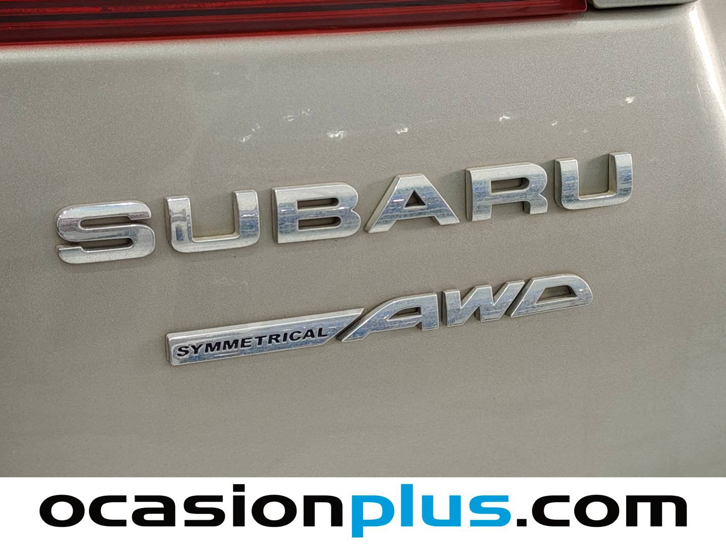 Extras y acabados del Subaru Outback Subaru Outback 2.5 Bi-Fuel Executive Plus CVT Lineartronic (173 CV)
