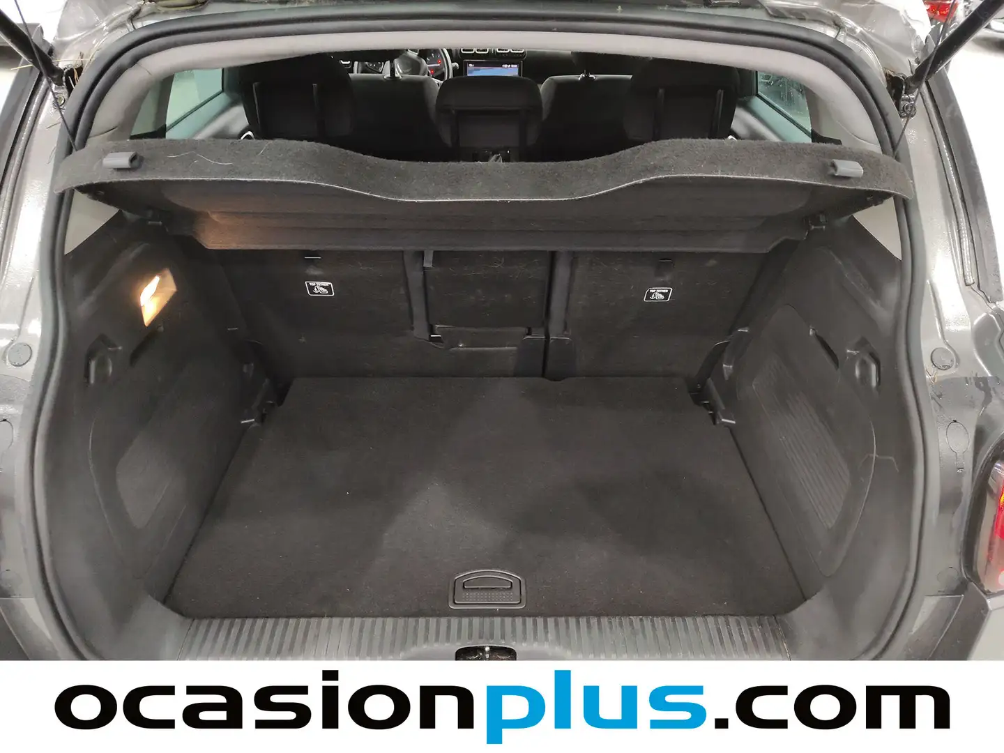 Foto Citroën C3 Aircross Citroen C3 Aircross PureTech 130 Shine Pack EAT6 (131 CV)