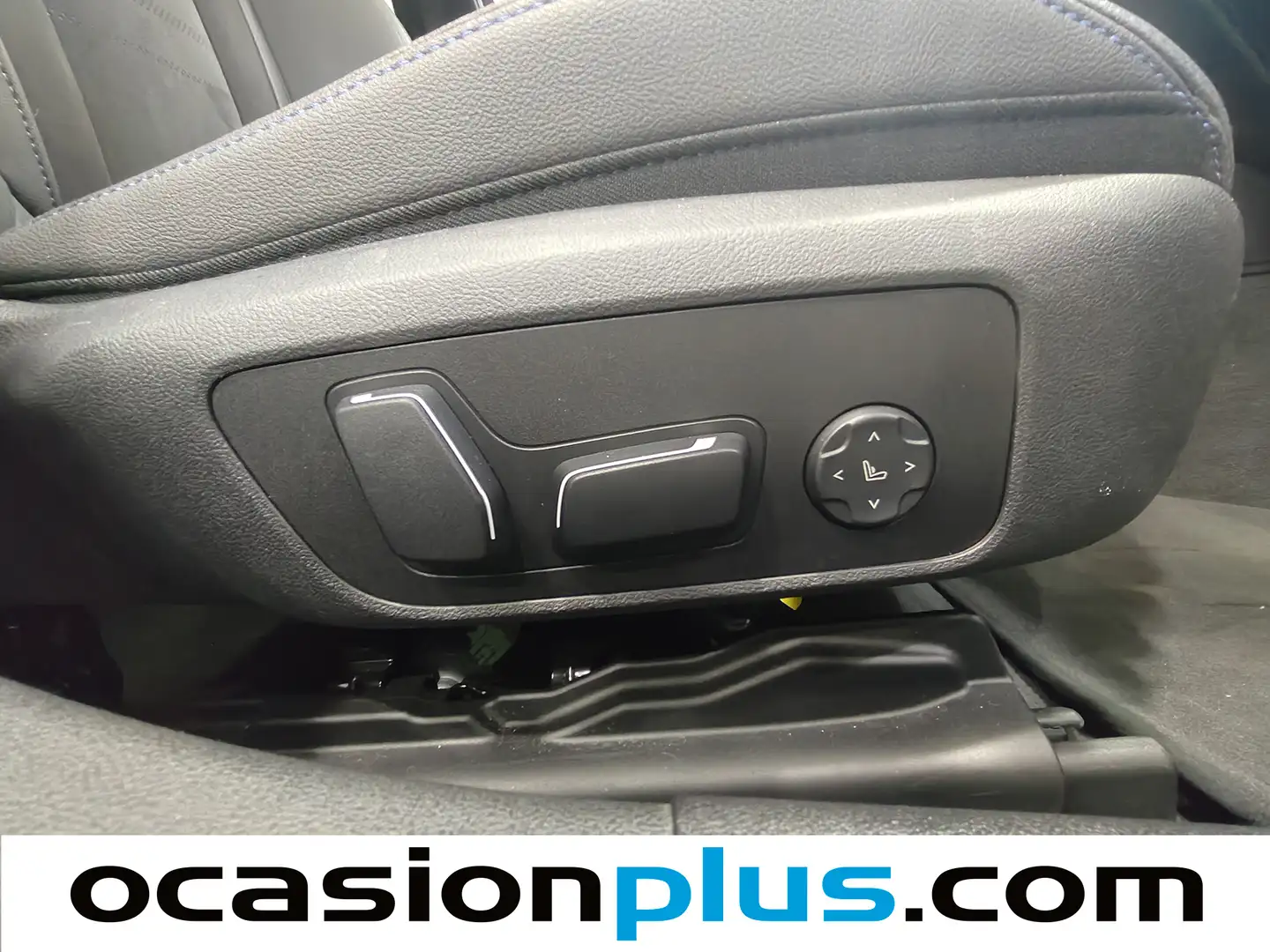 Foto BMW Serie 3 BMW Serie 3 320d Touring  (190 CV) Pack M