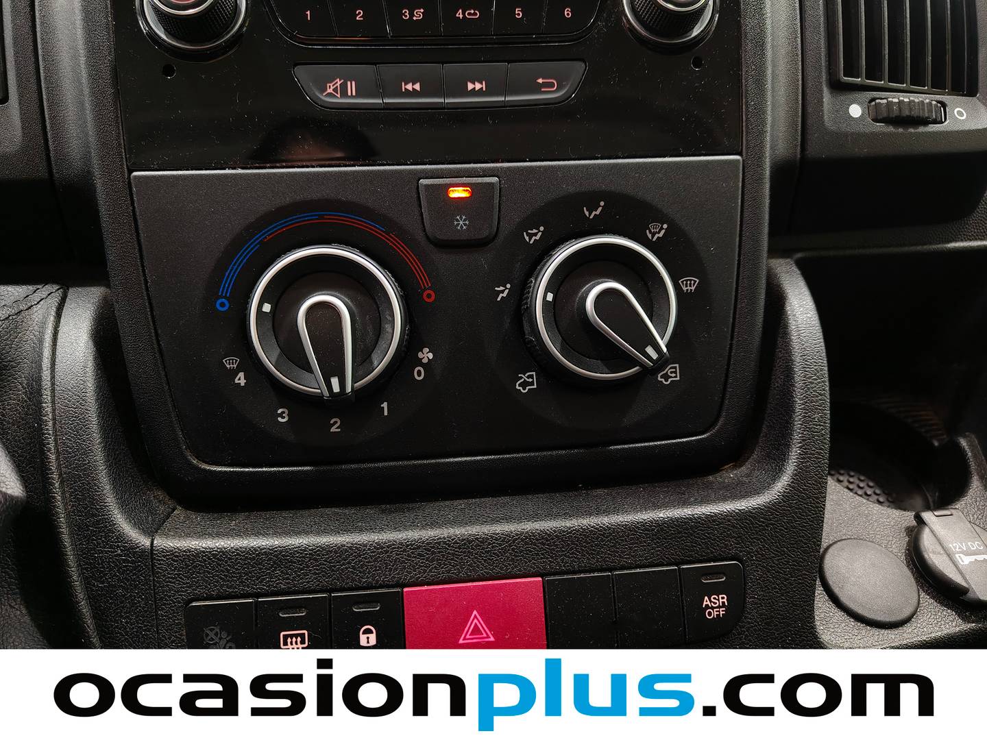 Equipamiento del Citroën Jumper Citroën Jumper BlueHDi (120CV) Furgón 30L1H1