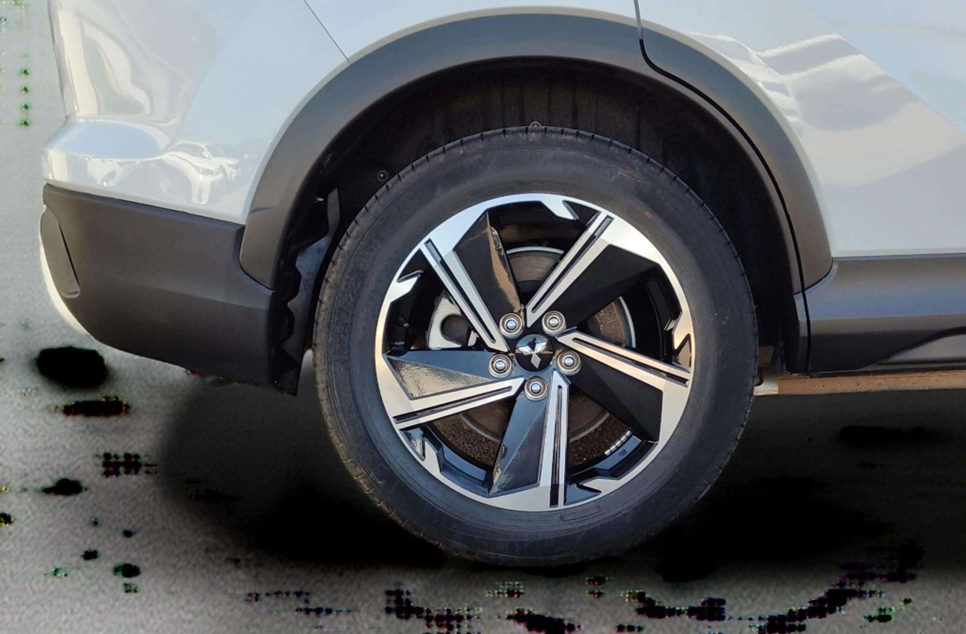 Mitsubishi Eclipse Cross 2.4 PHEV Kaiteki 4WD - foto 39