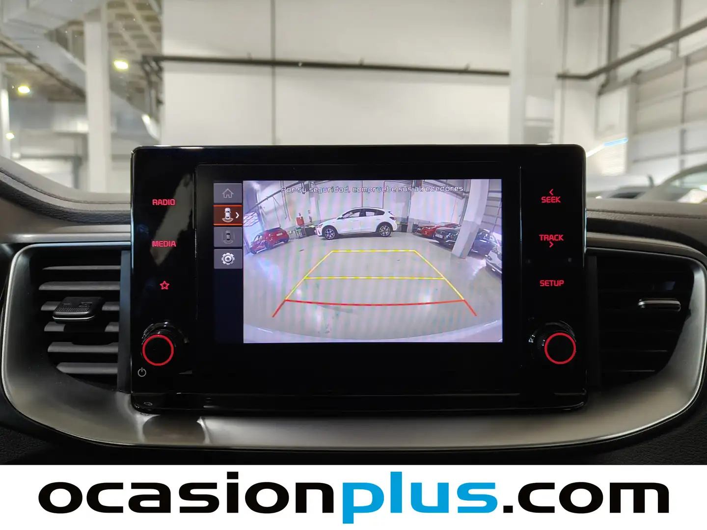 Foto KIA Ceed Kia Ceed 1.6 MHEV iMT Drive (136 CV)