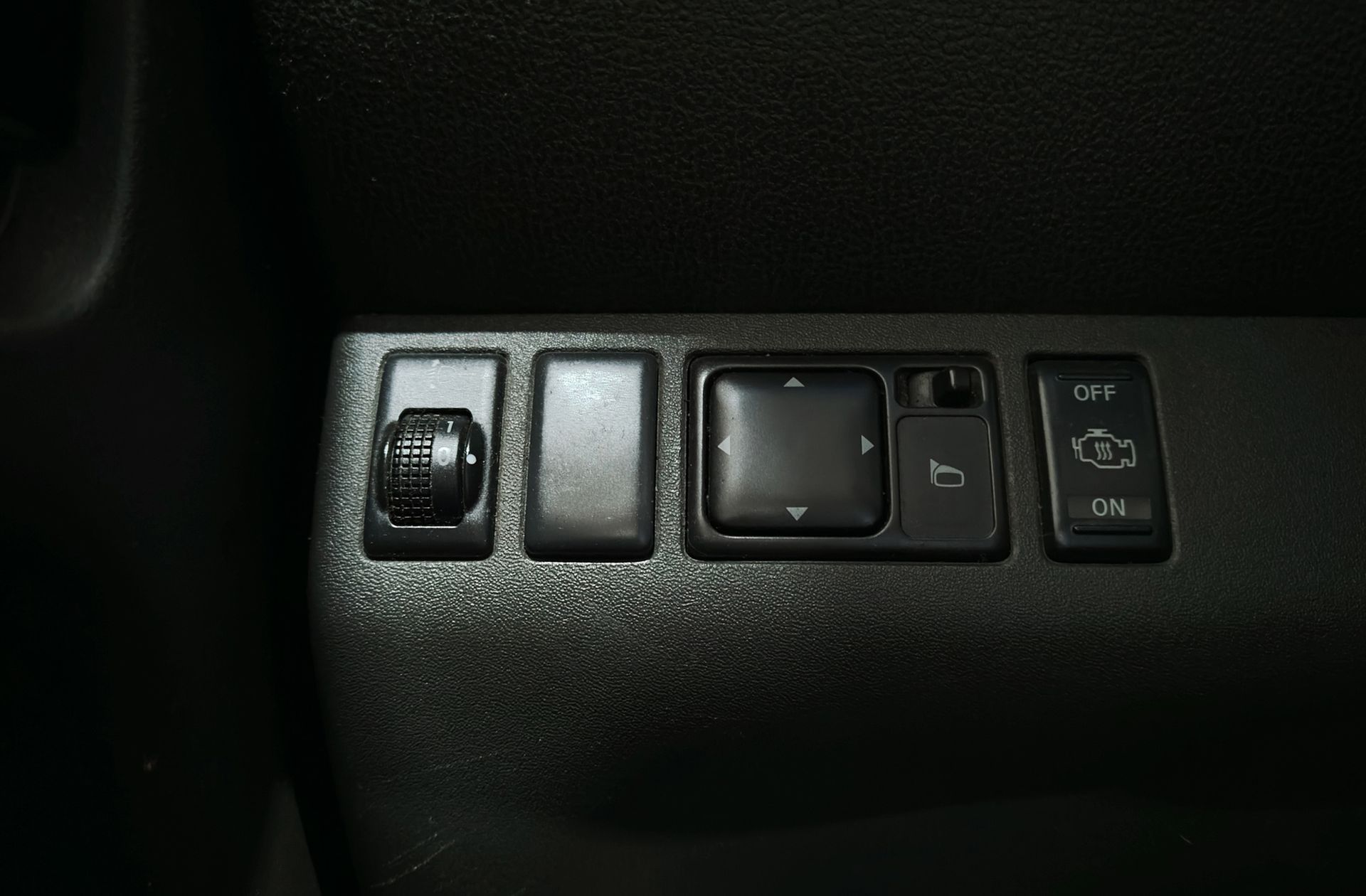 Nissan Pathfinder 2.5 dCi SE 7 plazas - foto 18