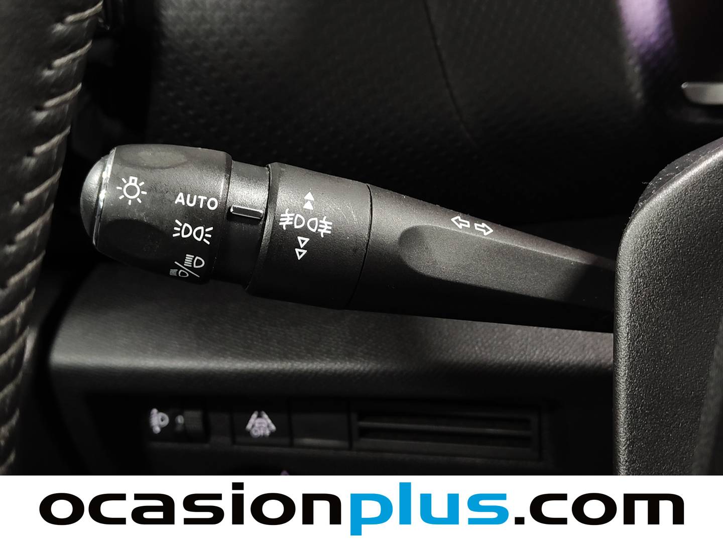 Foto Citroën C4 Citroen C4 BlueHDi 130 S&S Feel Pack EAT8 (130 CV)