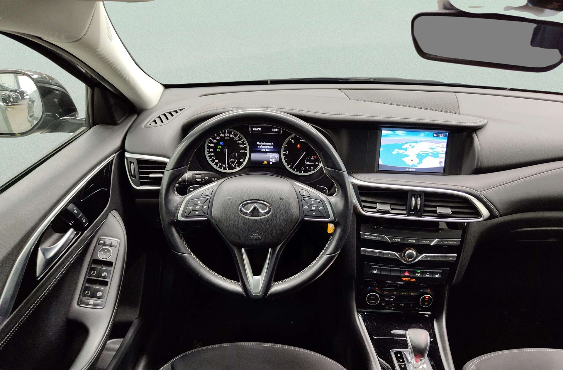 Infiniti QX30 2.2D Premium AWD 7DCT - foto 26