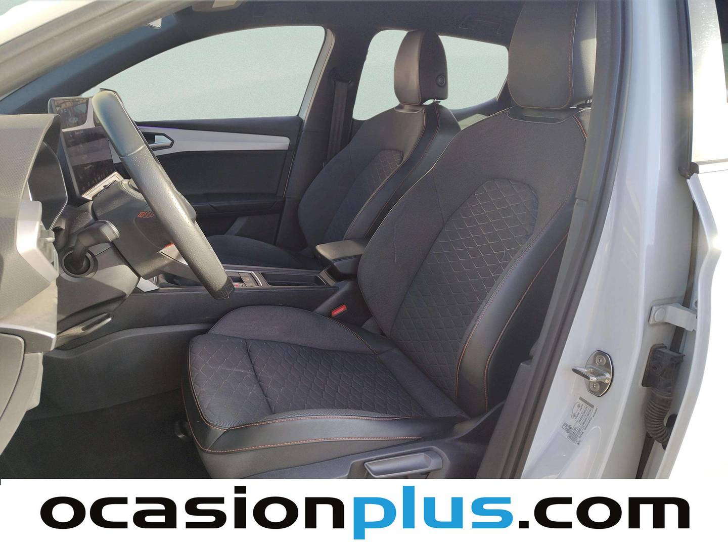 Foto asientos delanteros Seat León Seat León 1.5 TSI S&S FR 25 Aniversario (116 CV)