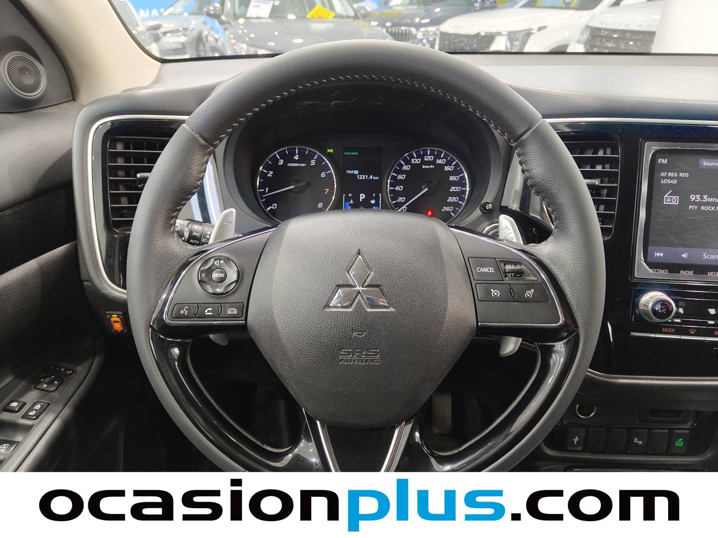 Foto Mitsubishi Outlander Mitsubishi Outlander 200 MPI Motion 2WD CVT (150 CV) 7 Plazas